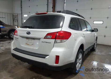 2010 Subaru Outback 2.5I Limited z USA, uszkodzony, nr VIN 4S4BRCKC1A3371817